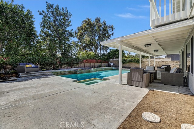 24301 Via Madrugada, Mission Viejo CA: https://media.crmls.org/medias/5e2efa27-a4d0-450d-8068-f409cbb64cb9.jpg