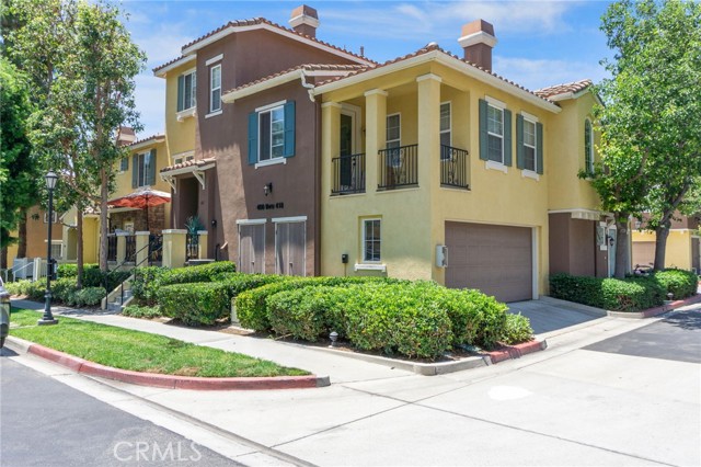 410 Timberwood, Irvine CA: https://media.crmls.org/medias/5e2f5c00-58ef-4d33-af8f-9c4602a8ee3f.jpg
