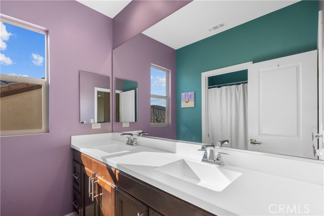 Image 27 of 49 For 18655 Cedar Crest Drive