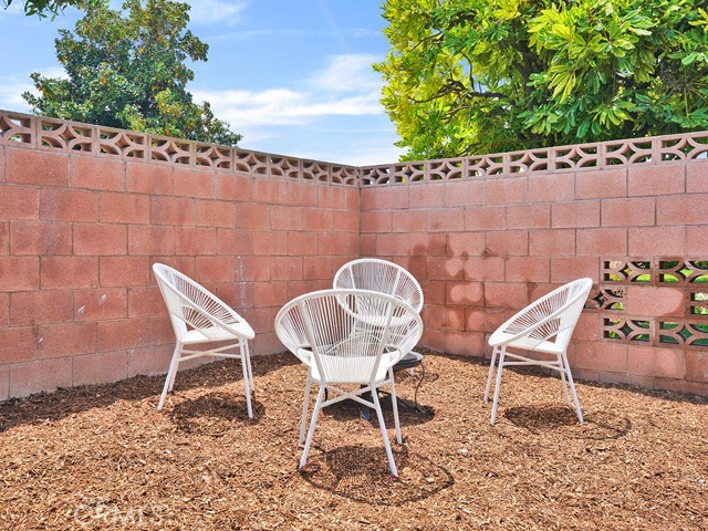 3212 Sunnywood Drive, Fullerton CA: https://media.crmls.org/medias/5e3059fb-3e84-4c41-84b4-bb2b63eda078.jpg