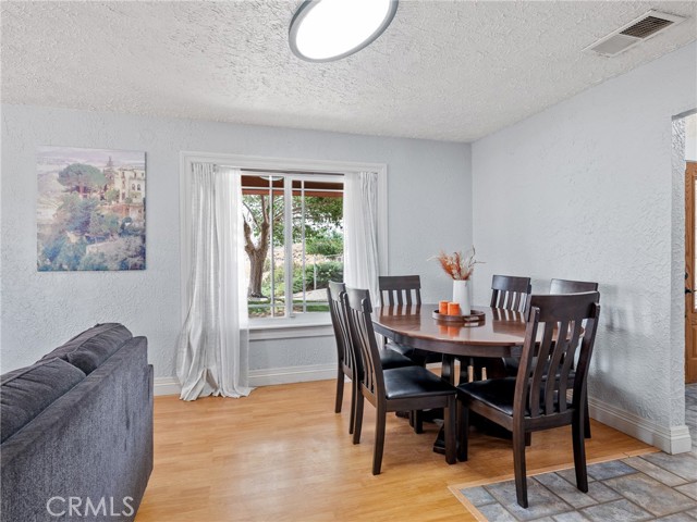Detail Gallery Image 11 of 45 For 18728 Plumas St, Hesperia,  CA 92345 - 4 Beds | 2 Baths