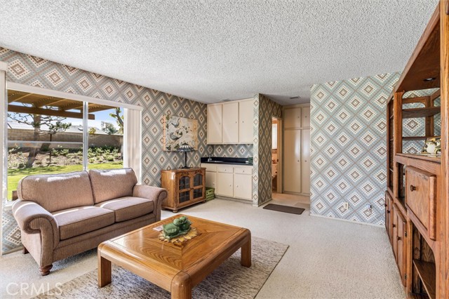 Detail Gallery Image 16 of 39 For 4466 Rainbow Ln, Yorba Linda,  CA 92886 - 4 Beds | 2/1 Baths