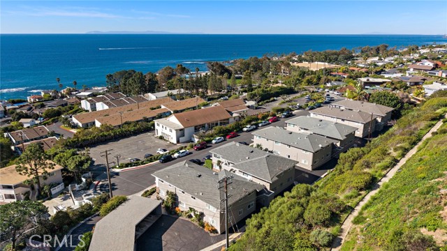 Detail Gallery Image 29 of 41 For 21711 Wesley #D,  Laguna Beach,  CA 92651 - 2 Beds | 1 Baths