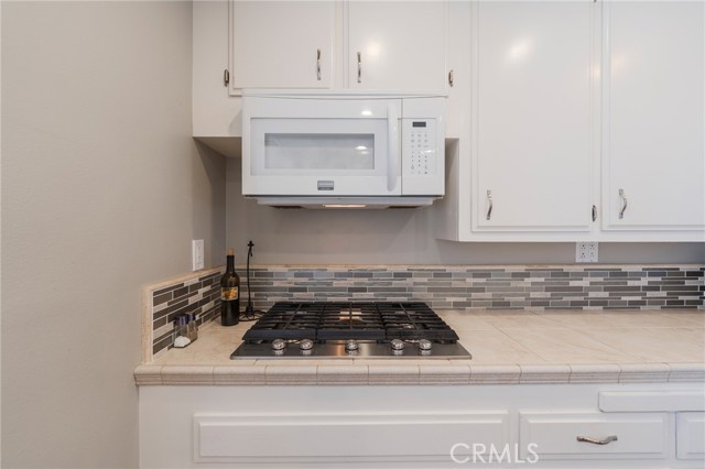 17131 Pinehurst Lane, Huntington Beach CA: https://media.crmls.org/medias/5e31c8bc-1005-49cd-9dbb-9d86ed959df5.jpg