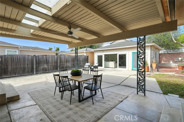 535 Panama Avenue, Long Beach CA: https://media.crmls.org/medias/5e32b0a2-afcb-4574-8e6c-b280dae77737.jpg