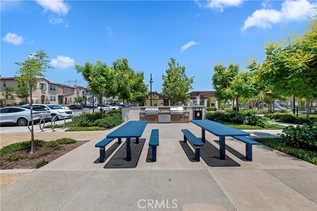 5680 Kate Way, Fontana CA: https://media.crmls.org/medias/5e32b515-dcb7-41d3-8215-77c9449bbd12.jpg