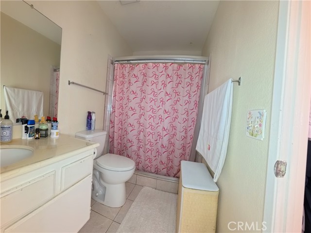 Detail Gallery Image 11 of 17 For 341 Acacia, La Habra,  CA 90631 - 2 Beds | 2 Baths