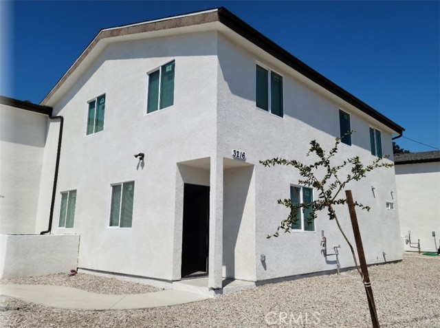 Detail Gallery Image 10 of 18 For 3216 E Morgan Ave, Los Angeles,  CA 90011 - 5 Beds | 3 Baths