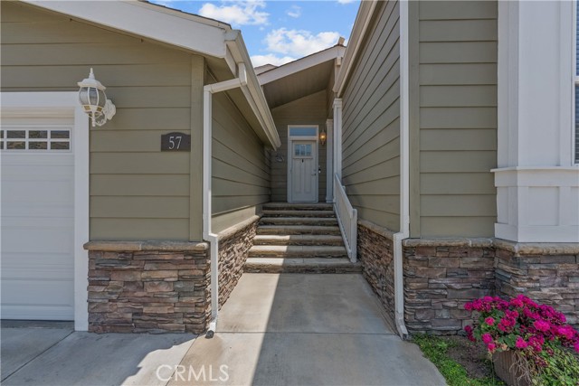 Detail Gallery Image 4 of 41 For 15455 Glenoaks Blvd. #57,  Sylmar,  CA 91342 - 3 Beds | 2 Baths