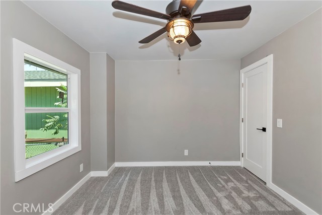 Detail Gallery Image 14 of 32 For 23984 Straight Way, Crestline,  CA 92325 - 2 Beds | 1 Baths