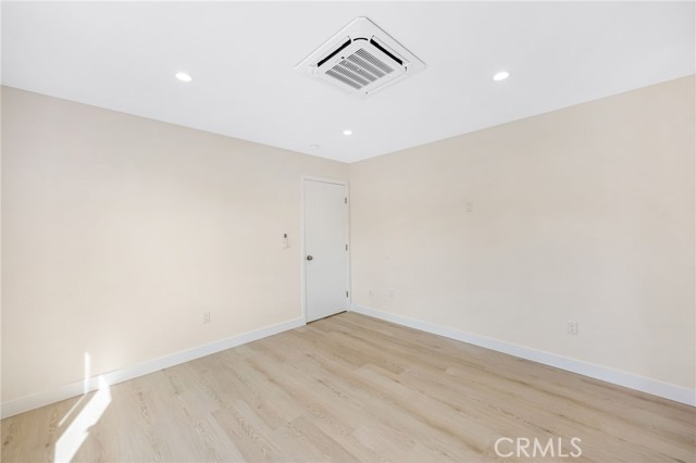 Detail Gallery Image 9 of 18 For 503 Geneva a,  Glendale,  CA 91206 - 2 Beds | 2 Baths