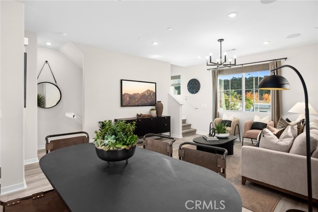 Detail Gallery Image 4 of 18 For 733 E. Route 66, Glendora,  CA 91740 - 2 Beds | 2/1 Baths