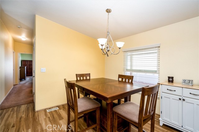 Detail Gallery Image 12 of 56 For 38079 Calle De Amor, Murrieta,  CA 92563 - 3 Beds | 2 Baths
