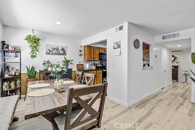 12400 Montecito Road, Seal Beach CA: https://media.crmls.org/medias/5e36d02b-34e5-43c1-876b-d614f2431e29.jpg