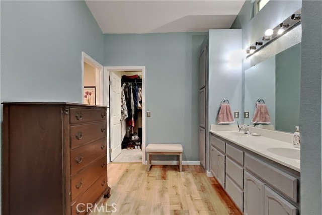 Detail Gallery Image 51 of 75 For 1947 Shadow Park Dr., Turlock,  CA 95380 - 3 Beds | 2 Baths