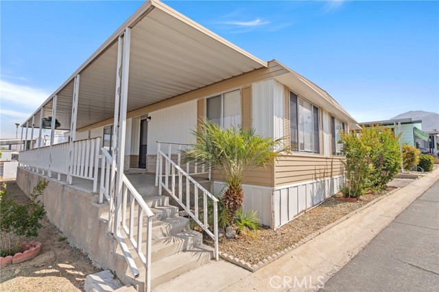 11050 Bryant Street, Yucaipa CA: https://media.crmls.org/medias/5e384ad6-5f70-46cc-98bc-6fb94e5bf297.jpg