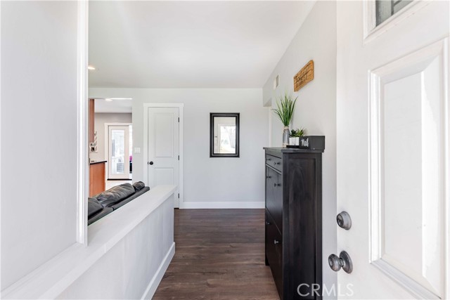 Detail Gallery Image 3 of 40 For 6011 Santa Barbara, Garden Grove,  CA 92845 - 4 Beds | 2 Baths