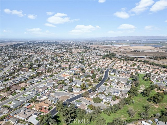 Detail Gallery Image 33 of 38 For 1360 Charter Court, Santa Maria,  CA 93455 - 3 Beds | 2 Baths