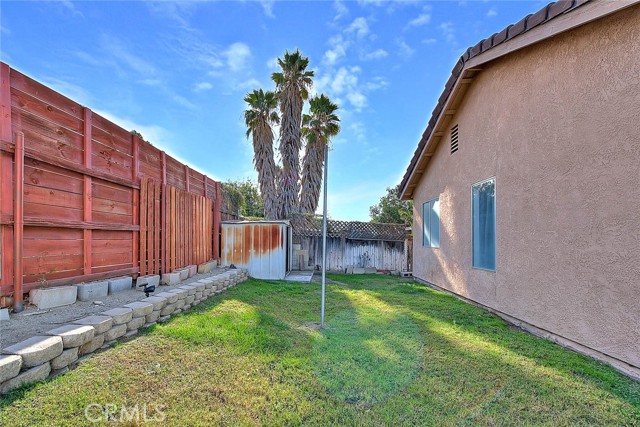 Detail Gallery Image 27 of 29 For 11303 Oakwood Dr, Fontana,  CA 92337 - 3 Beds | 2 Baths