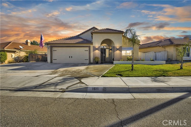 Detail Gallery Image 1 of 56 For 1611 Arenas Ln, San Jacinto,  CA 92583 - 3 Beds | 2 Baths