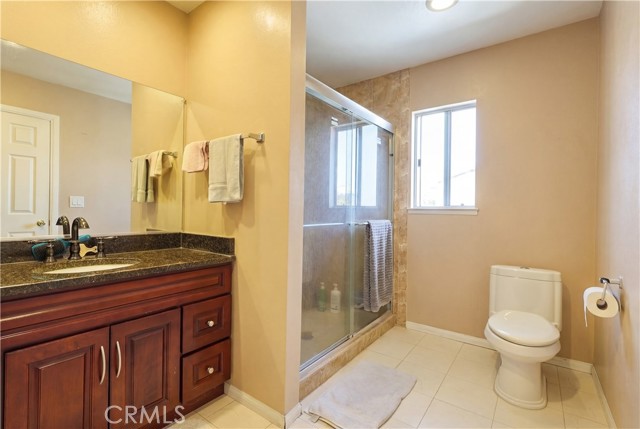 Detail Gallery Image 12 of 19 For 2525 S Manitoba, Santa Ana,  CA 92704 - 4 Beds | 2/1 Baths