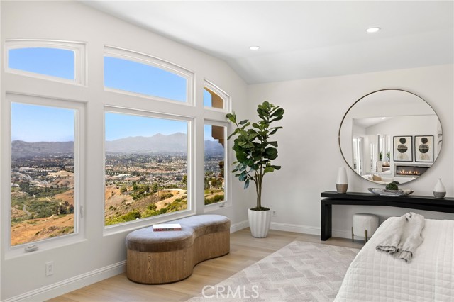 Image 28 of 75 For 7 Sierra Vista