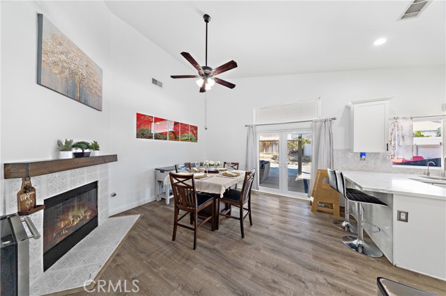 2664 W White Pine, San Bernardino CA: https://media.crmls.org/medias/5e3d6a17-8191-4e11-8136-57b7c02b43a7.jpg