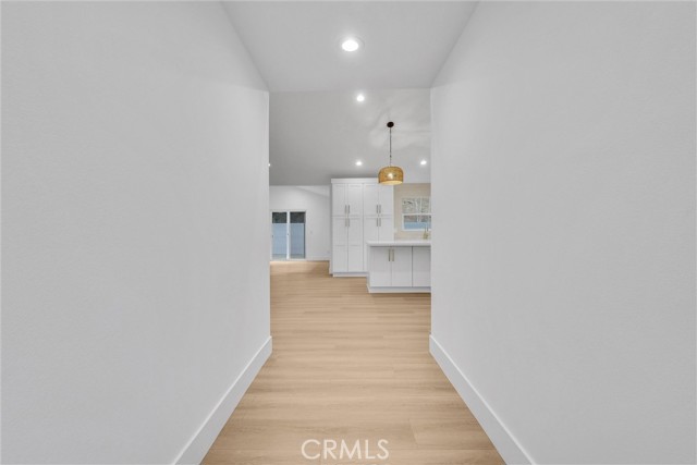 2975 Riverside Drive, Chino CA: https://media.crmls.org/medias/5e3d76bc-66e9-4817-8c6c-7de615ef18b4.jpg