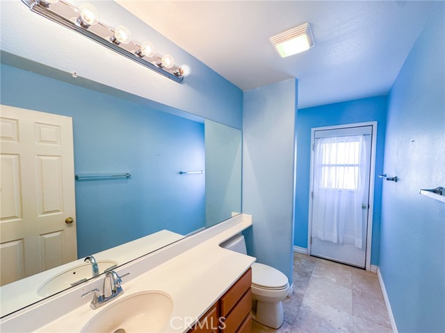 Detail Gallery Image 21 of 59 For 5121 Vista Dr, Palmdale,  CA 93551 - 4 Beds | 4 Baths