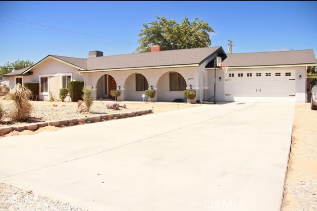 20510 Shawnee Rd, Apple Valley, CA 92308