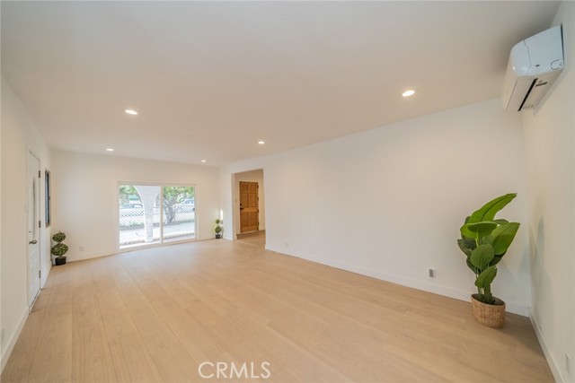 Detail Gallery Image 14 of 43 For 932 S Bon View Ave, Ontario,  CA 91761 - 3 Beds | 2 Baths