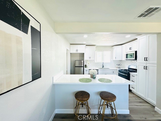 Detail Gallery Image 3 of 61 For 623 E Elm St, Ontario,  CA 91761 - – Beds | – Baths