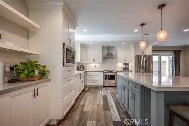 Detail Gallery Image 18 of 48 For 2311 via Pacifica, Corona,  CA 92882 - 4 Beds | 3 Baths
