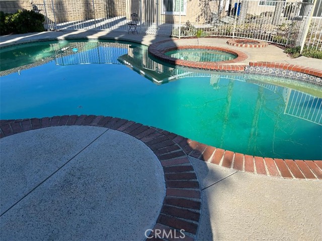 Detail Gallery Image 3 of 18 For 21622 Bermuda St, Chatsworth,  CA 91311 - 1 Beds | 1 Baths