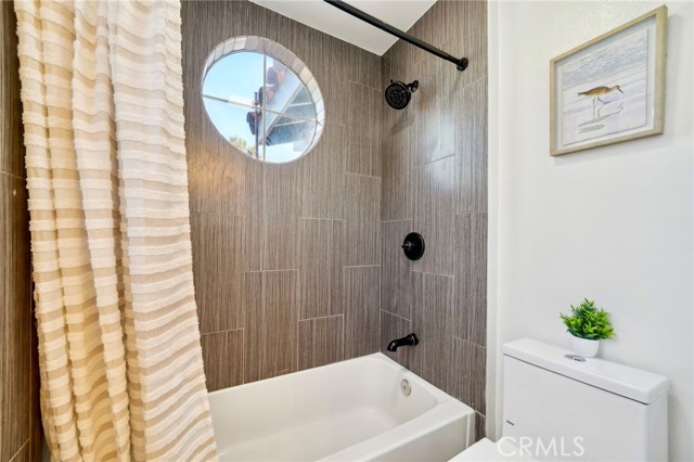 20163 Corona Street, Corona CA: https://media.crmls.org/medias/5e44b7e6-bf9a-4f85-bca3-3df3206798b0.jpg