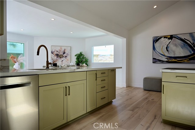 Detail Gallery Image 19 of 39 For 21651 Hilaria, Huntington Beach,  CA 92646 - 3 Beds | 2 Baths