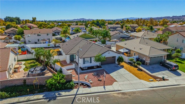 Detail Gallery Image 15 of 42 For 329 Sparkler, Perris,  CA 92571 - 4 Beds | 2 Baths