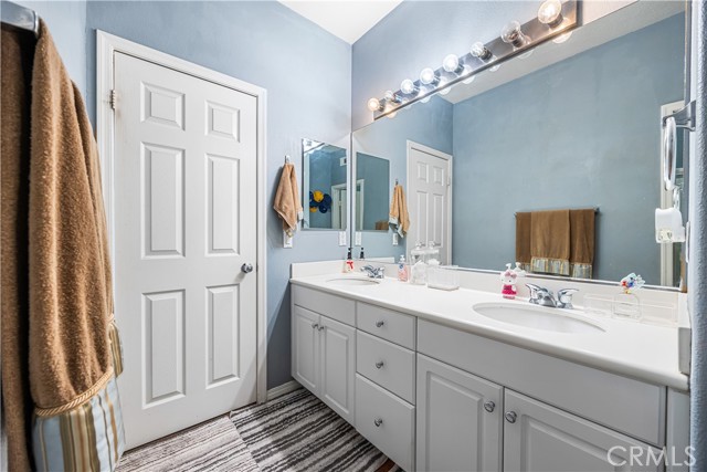 Detail Gallery Image 36 of 53 For 40755 Knollwood Ct, Palmdale,  CA 93551 - 5 Beds | 4 Baths