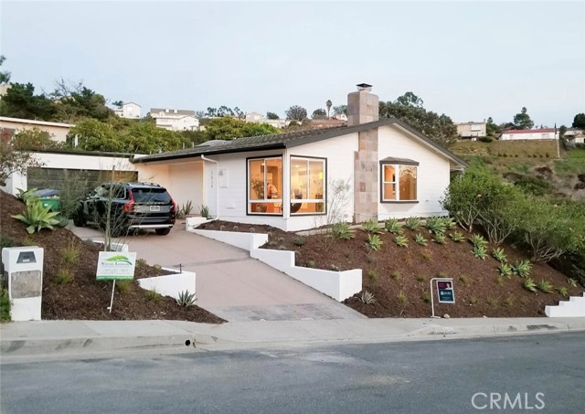 Detail Gallery Image 1 of 5 For 3034 Bern Dr, Laguna Beach,  CA 92651 - 4 Beds | 2 Baths