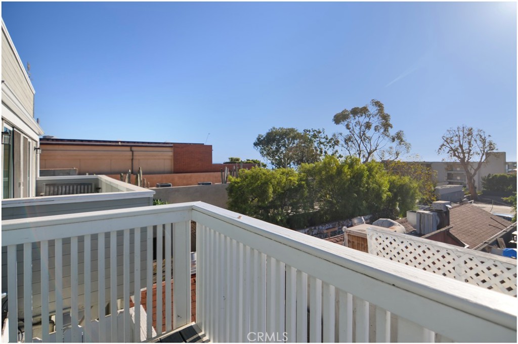 MLS #OC25246159 image #18