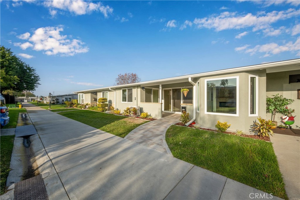 MLS #PW25277366 image #2