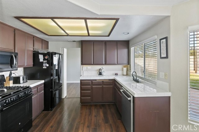 Detail Gallery Image 18 of 49 For 20628 Mesa Oak Dr, Riverside,  CA 92508 - 4 Beds | 3 Baths