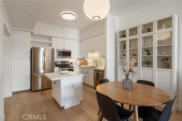 Detail Gallery Image 2 of 37 For 488 E Ocean Bld #1209,  Long Beach,  CA 90802 - 1 Beds | 1 Baths