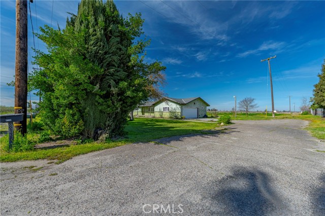 Image 4 of 46 For 8136 Walnut Avenue