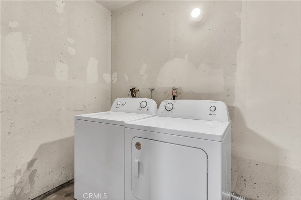 https://media.crmls.org/medias/5e495065-f087-433d-8a59-9a64d43a6cdf.jpg?preset=X-Large