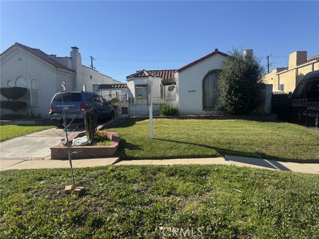 7523 Dalton, Los Angeles, California 90047, 2 Bedrooms Bedrooms, 0 ,1 BathroomBathrooms,Single Family Residence,For Sale,Dalton,0,SR25254810