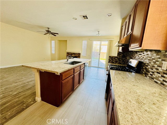 Detail Gallery Image 8 of 32 For 9329 Sable Ridge Ave, Hesperia,  CA 92345 - 4 Beds | 3 Baths