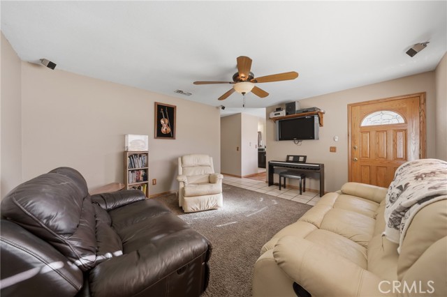 Detail Gallery Image 17 of 42 For 100 Amber Ct, Redlands,  CA 92374 - 3 Beds | 2 Baths