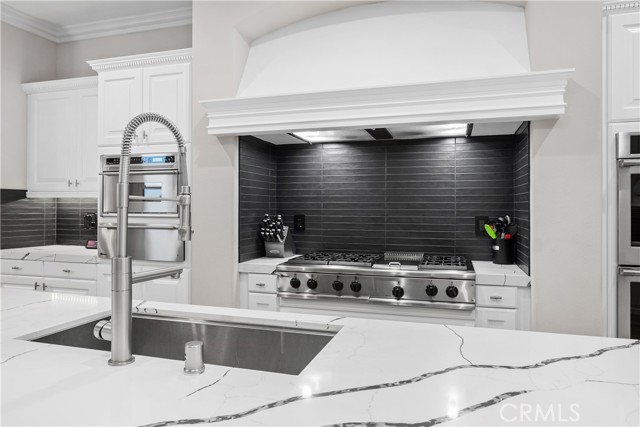 1 Running Brook Drive, Coto de Caza CA: https://media.crmls.org/medias/5e4a920a-d163-48fe-b461-5589956594c2.jpg