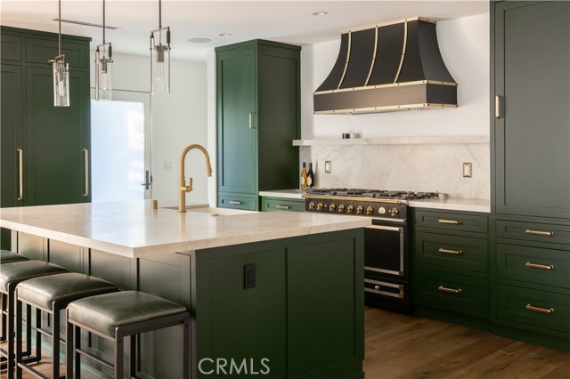 133 N La Jolla Avenue, Los Angeles CA: https://media.crmls.org/medias/5e4bede7-81d4-426b-a04e-5c8bbce2afc2.jpg